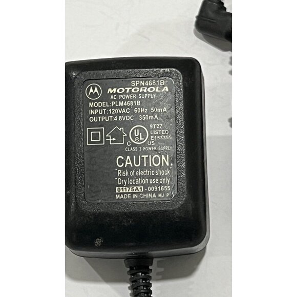 Motorola PLM4681B Travel Charger Wall Power Supply Adapter - Picture 1 of 2